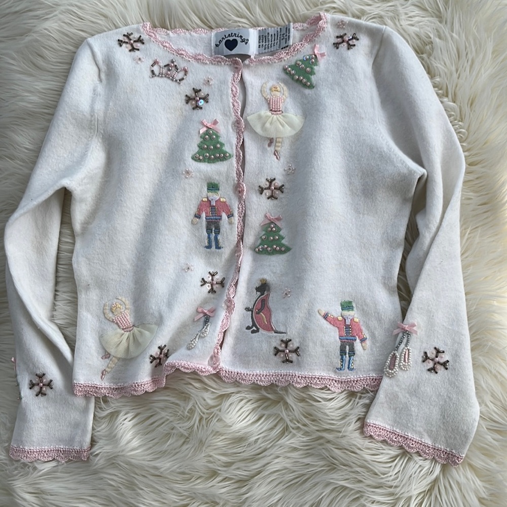 Hartstrings size 5/6 girls sweater